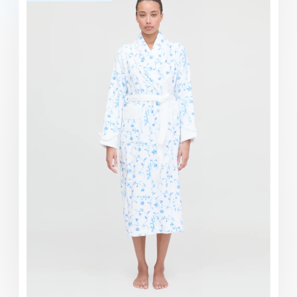 Hill House White Robe with Blue Floral Motif
